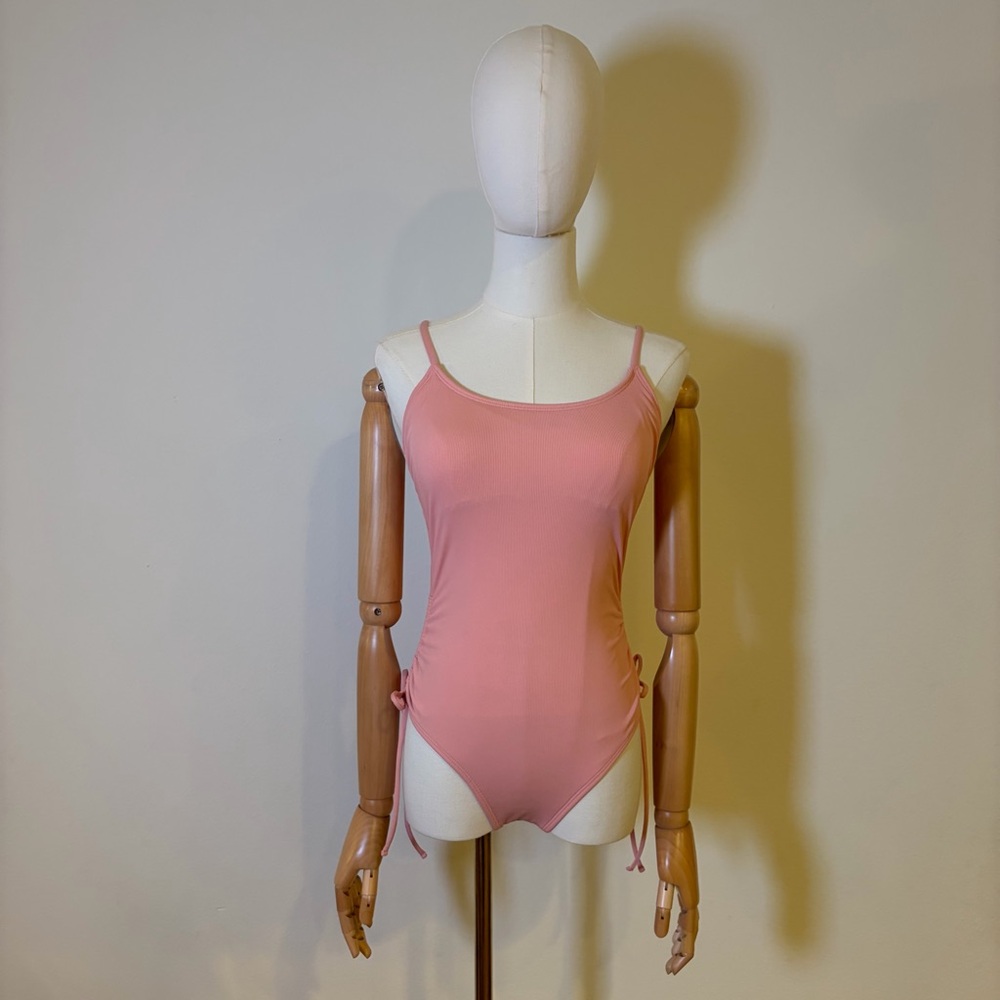 Shade & Shore Light Pink Ribbed One Piece Swimsuit XS